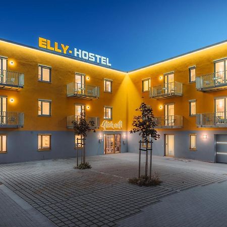 Elly Hostel Фрайберг Екстер'єр фото