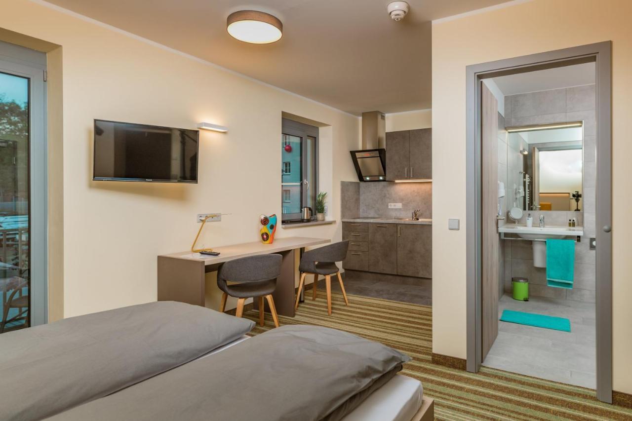 Elly Hostel Фрайберг Екстер'єр фото