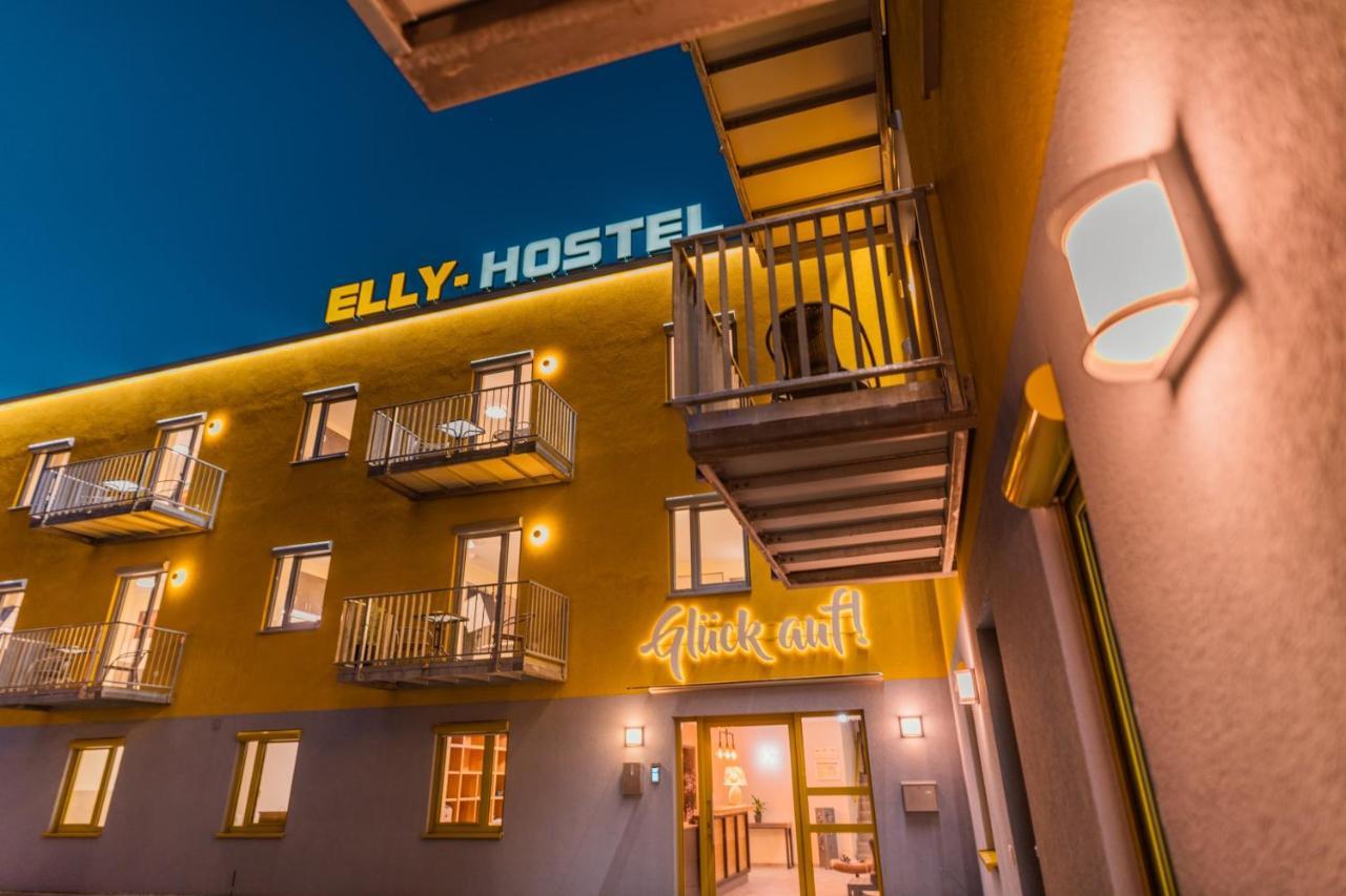 Elly Hostel Фрайберг Екстер'єр фото