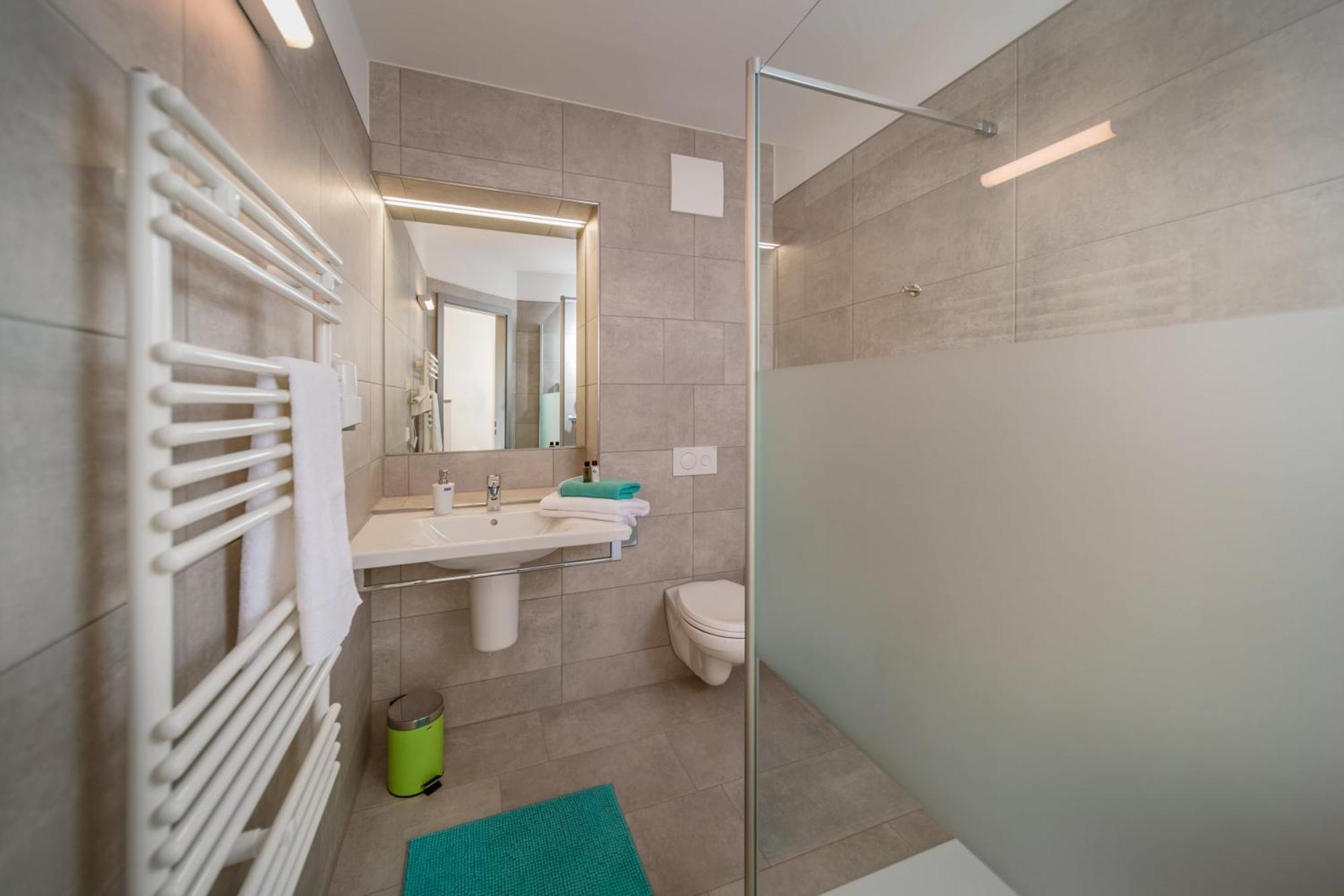 Elly Hostel Фрайберг Екстер'єр фото
